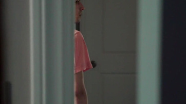 A nimfomán anyucika sem óhajtott kimaradni a jóból miután elkapta a mostohakölykét és a neveltlányát dugás közben Thumb