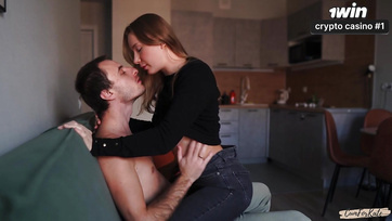 Egy vérbeli amatőr párocska aki nem parázik megmutatni a világnak hogy milyen tüzesen tudnak kettyinteni Thumb