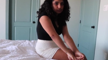 Széjjel geciztem a faszéhes hálótársnőm pociját majd visszahelyeztem a falloszomat a pinácskájába Thumb