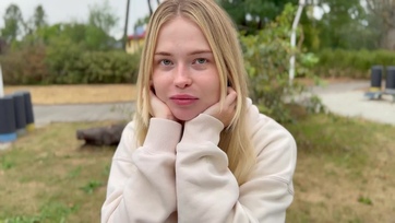 Egy vadító szöszke lányt sikerült megcsípnem a ligetben akihez felsiettünk és komolyan leszopikáztattam Thumb