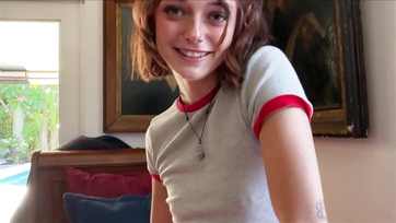 A cukimuki vöröske mostohanővérkém az én falloszomat akarta a passzos pinájában érezni Thumb